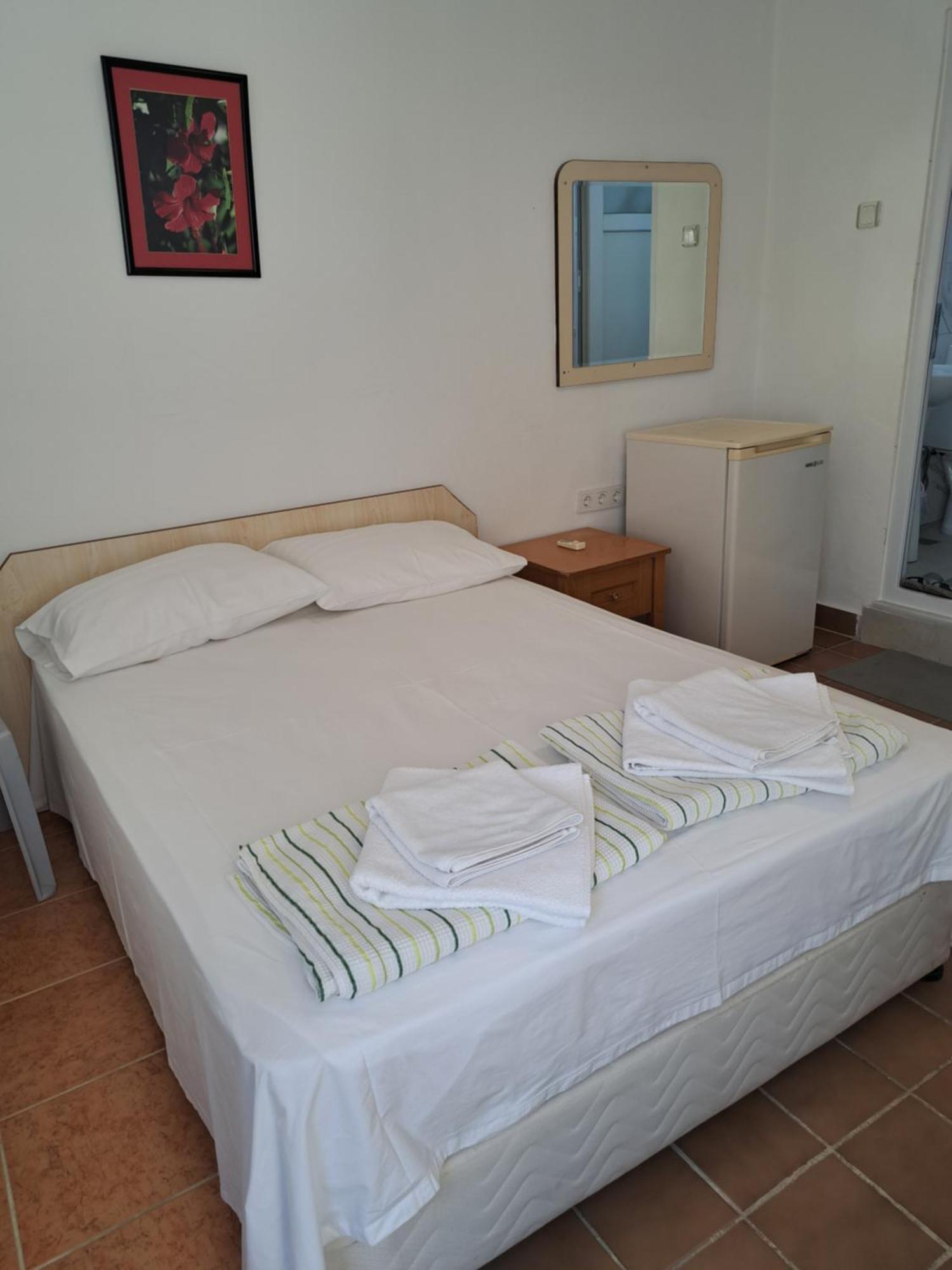 Martili Villa Lara Antalya Room photo